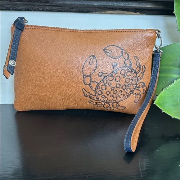 Brighton Genuine Leather Nautical Wristlet Crab & Script Design - Picture 4 of 7